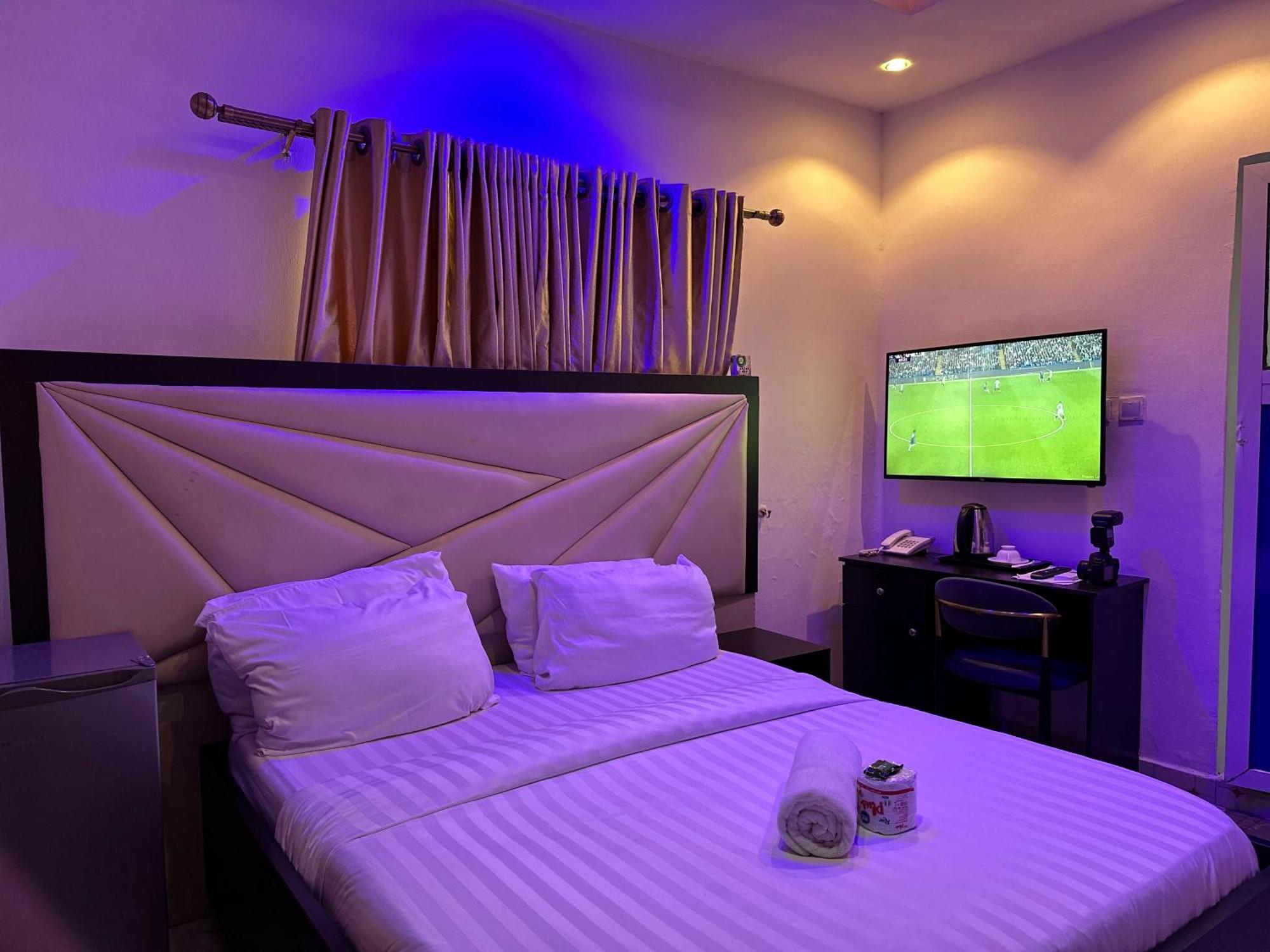 Vhs Vinchee Suites Lagos Exterior foto